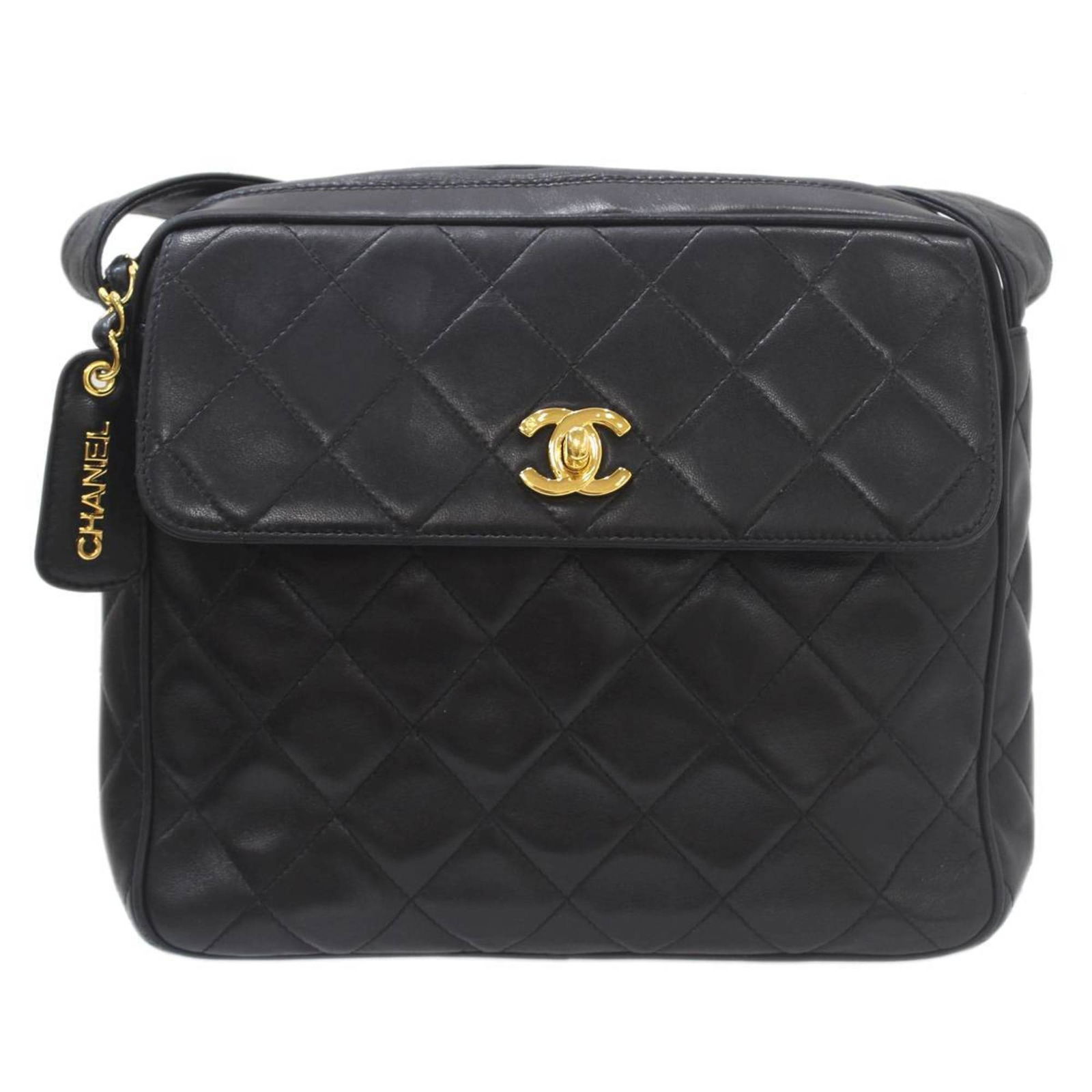 Black Leather Chanel Messenger Shoulder Bag 20cm x 22.5cm x 6.5cm (1 of 10)