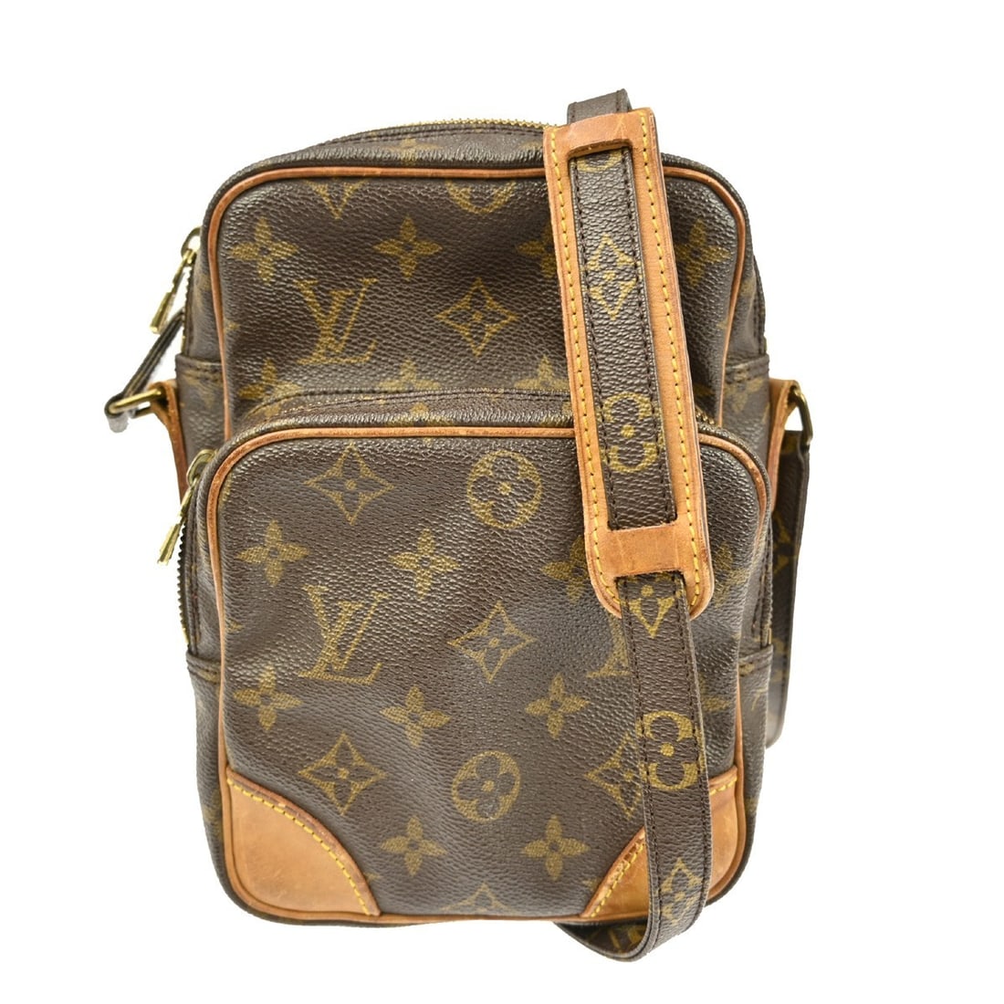 Louis Vuitton Amazone Monogram Canvas Crossbody Bag M45236 Brown: Louis Vuitton Amazone Monogram Canvas Crossbody Bag M45236 Brown This Louis Vuitton Amazone crossbody shoulder bag features the iconic monogram canvas leather and is designed in a medium size. The bag
