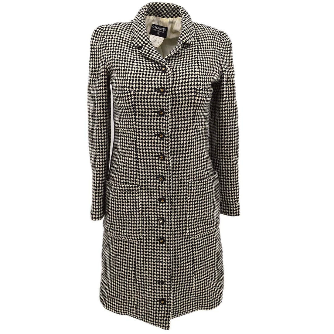 Chanel Vintage Black White Coat 96A Size 36 with Button Logo: Chanel Vintage Black White Coat 96A Size 36 with Button Logo This elegant Chanel coat features a striking black and white design, perfect for both casual occasions and stylish layering. Crafted from a