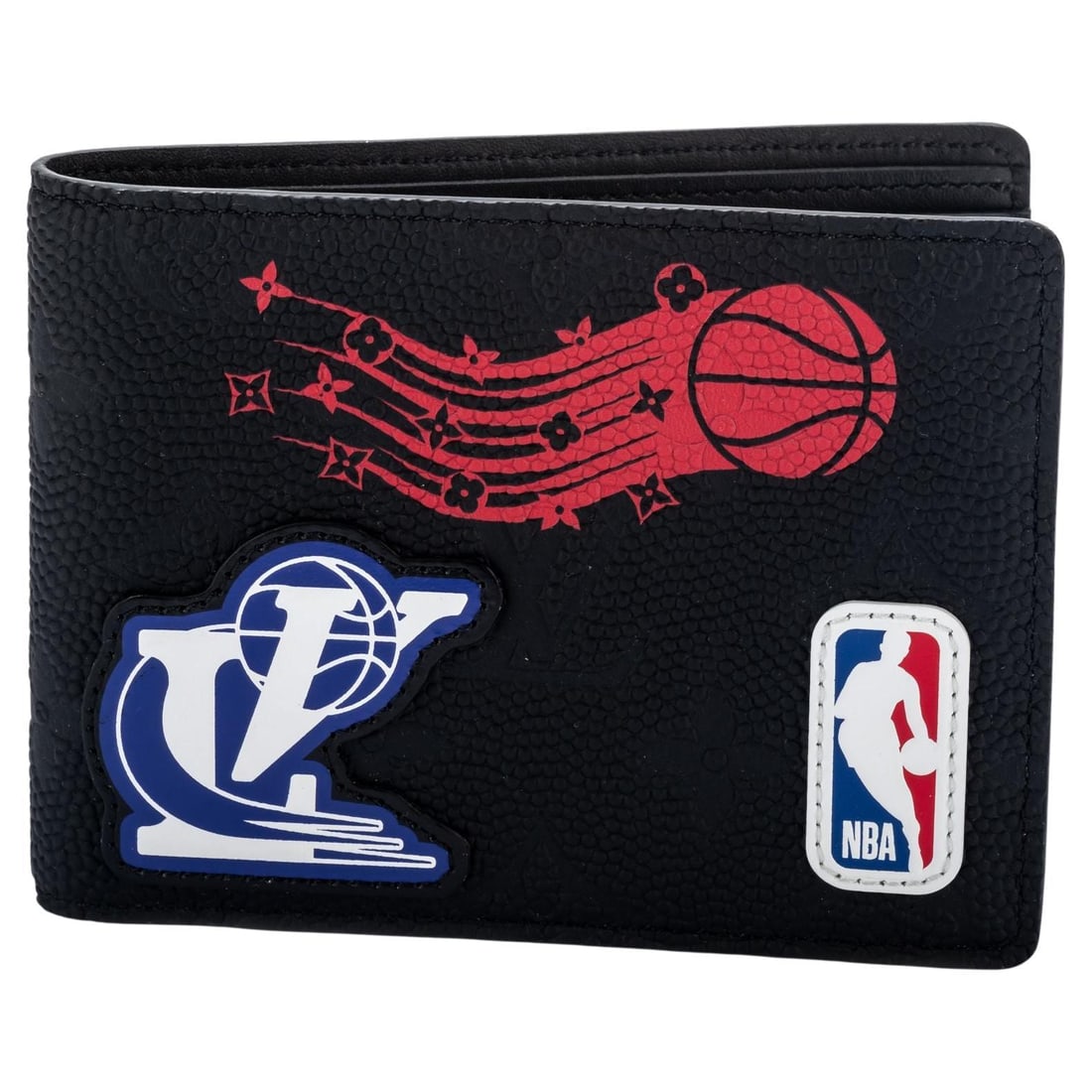 Louis Vuitton Limited Edition NBA Multiple Wallet NIB: Louis Vuitton Limited Edition NBA Multiple Wallet NIB This limited edition NBA Multiple Wallet by Louis Vuitton showcases a unique design that pays homage to the world of basketball. Crafted from Mono