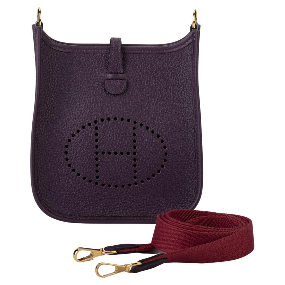 Hermes Cassis Mini Evelyne Crossbody Bag Gold Tone Hardware BNIB: Hermes Cassis Mini Evelyne Crossbody Bag Gold Tone Hardware BNIB Presenting the Hermes Cassis Mini Evelyne, a stunning crossbody bag crafted from luxurious clemence leather. This exquisite piece featu