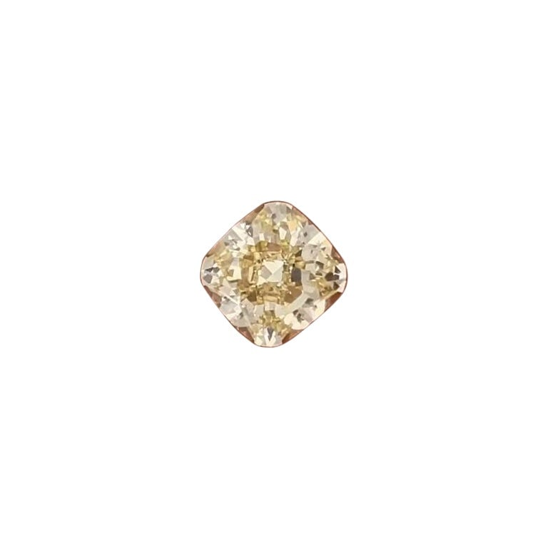 GIA 3.72ct Cushion Fancy Yellow VS1 Diamond: GIA 3.72ct Cushion Fancy Yellow VS1 Diamond Presenting a stunning GIA certified 3.72 ct cushion fancy yellow diamond, showcasing an exquisite yellow hue and VS1 clarity. This beautifully cut diamond f