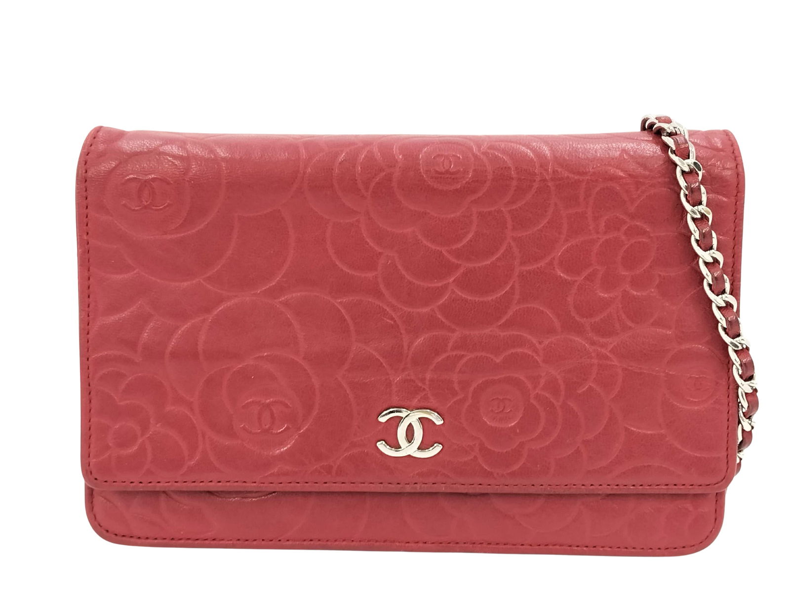 Red Leather Chanel Wallet On Chain Crossbody Bag: Red Leather Chanel Wallet On Chain Crossbody Bag This Chanel Wallet On Chain is crafted from red leather and designed for women. Made in France, it features a chain strap and is finished with metal fi