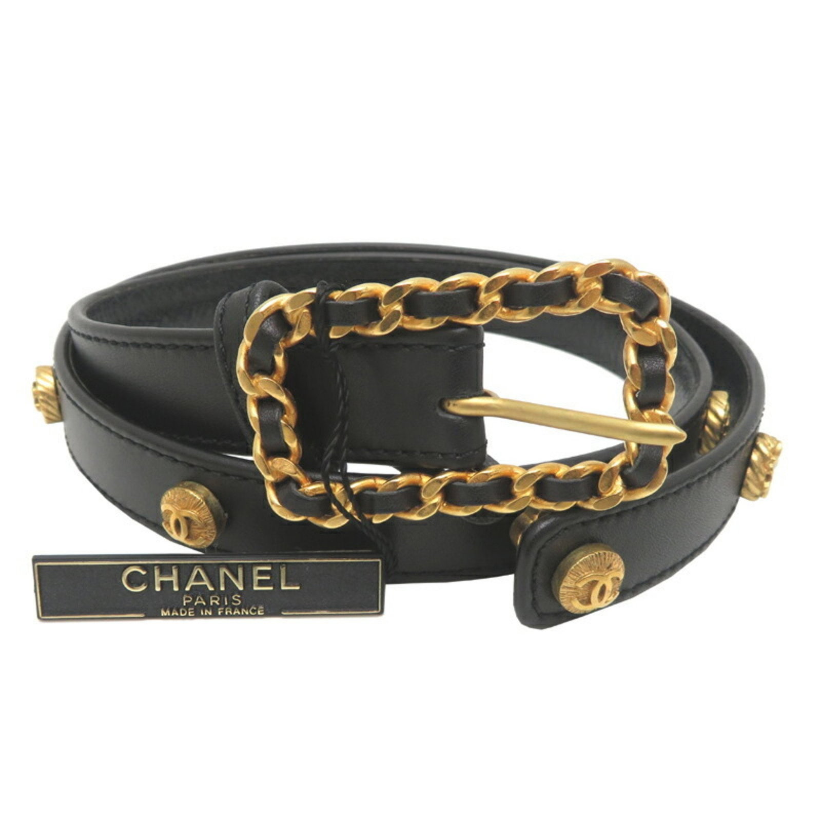 Black Leather Coco Mark Belt by Chanel France 70/28: Black Leather Coco Mark Belt by Chanel France 70/28 This Chanel Coco Mark belt is crafted from black leather and designed for women. Made in France, it features a classic buckle and loop, both showing