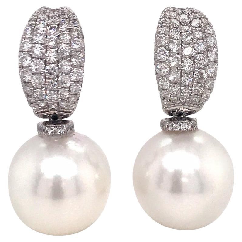 Harbor Diamonds 18K White Gold South Sea Pearl Diamond Drop Earrings 1.12 Carat: Harbor Diamonds 18K White Gold South Sea Pearl Diamond Drop Earrings 1.12 Carat Elevate your elegance with these stunning 18K White Gold Drop Earrings. Featuring two exquisite South Sea Pearls
