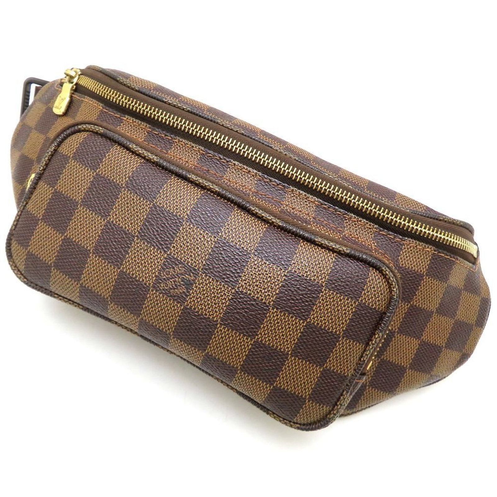 Louis Vuitton Melville Brown Canvas Shoulder Bag France: Louis Vuitton Melville Brown Canvas Shoulder Bag France The Louis Vuitton Melville is a unisex bag crafted from brown canvas. Made in France, it offers a versatile design suitable for various occasion