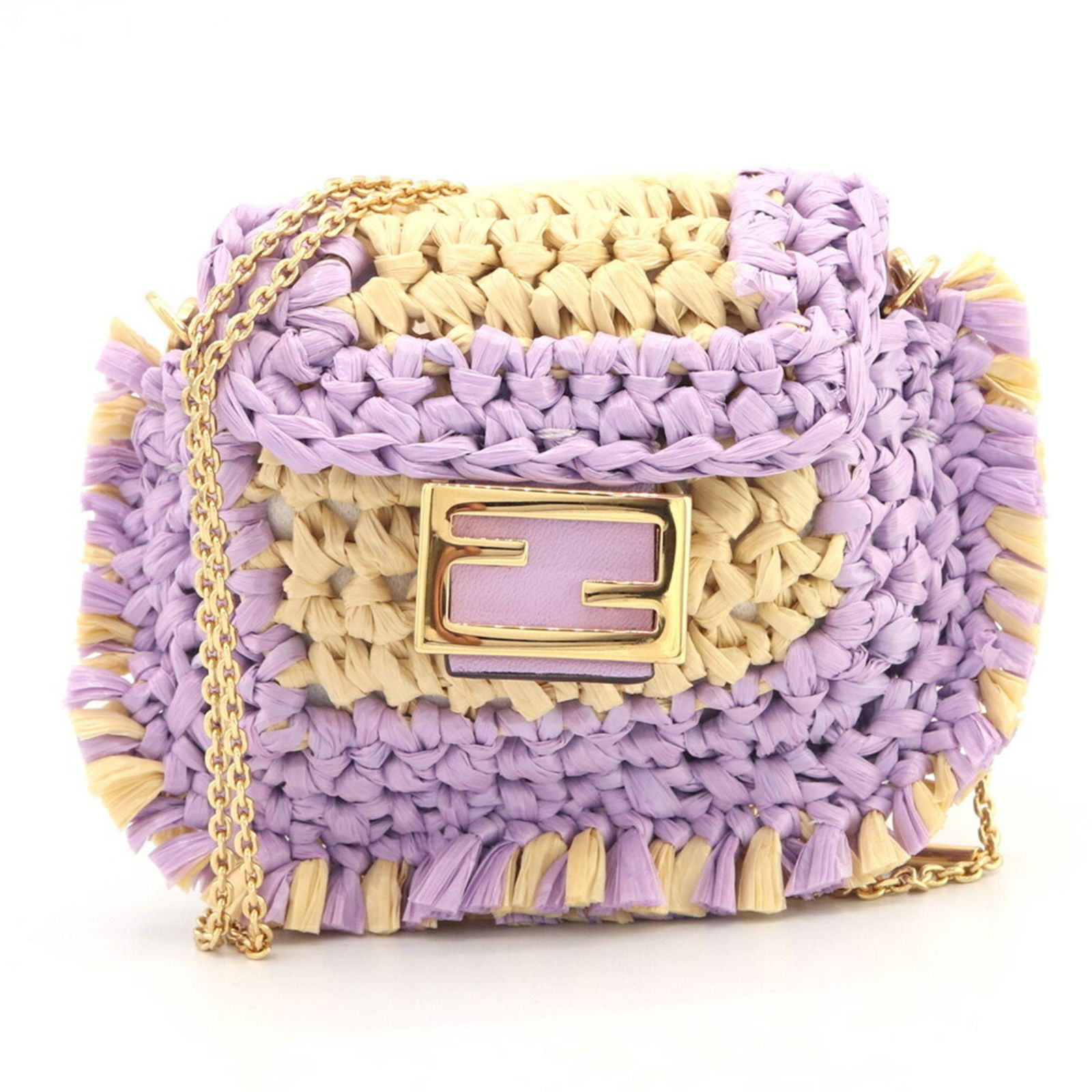 Purple Wicker Fendi Baguette Shoulder Bag Made in Italy: Purple Wicker Fendi Baguette Shoulder Bag Made in Italy This Fendi Baguette handbag features a purple wicker construction, offering a distinctive and stylish look. Designed for women, it is crafted in