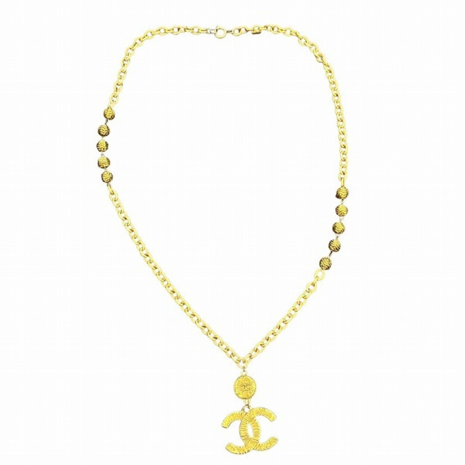 Gold Plated Necklace Chanel Coco Mark 49.5 cm France: Gold Plated Necklace Chanel Coco Mark 49.5 cm France This Chanel Coco Mark necklace features a gold plated finish and is designed for women. The necklace measures 49.5 cm in length and is crafted in F