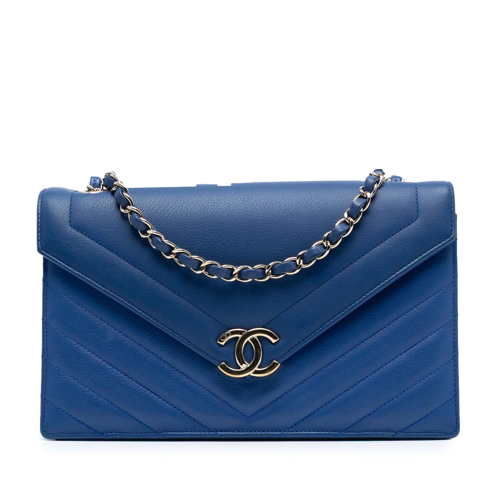 Chanel Medium CC Chevron Blue Calfskin Flap Bag: Chanel Medium CC Chevron Blue Calfskin Flap Bag Elevate your style with the Chanel Medium CC Chevron Calfskin Envelope Flap, a luxurious crossbody bag crafted from premium calfskin leather. This elega