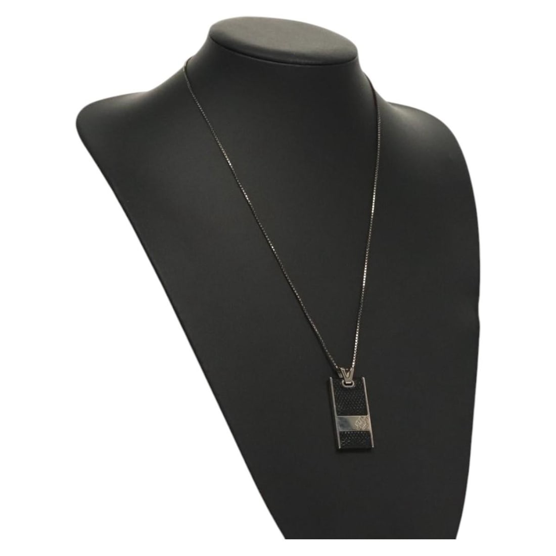 LOUIS VUITTON Damier Graphite Soho Necklace M66023 Authentic (1 of 15)