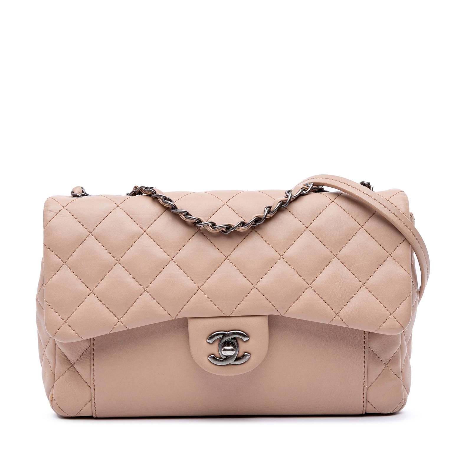Chanel Medium CC Quilted Calfskin Brown Flap Bag: Chanel Medium CC Quilted Calfskin Brown Flap Bag Introducing the Chanel Medium CC Quilted Calfskin Single Flap, a stylish shoulder bag crafted from luxurious calf leather. This exquisite piece feature
