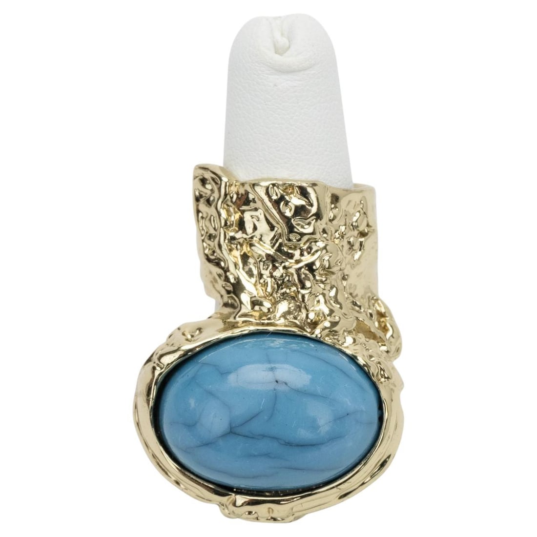 Yves Saint Laurent Gold Ring with Uncut Turquoise Stone Size 6: Yves Saint Laurent Gold Ring with Uncut Turquoise Stone Size 6 This exquisite Yves Saint Laurent ring showcases a stunning uncut turquoise stone set in light gold. Designed in a size 6 US (51.9 mm), t