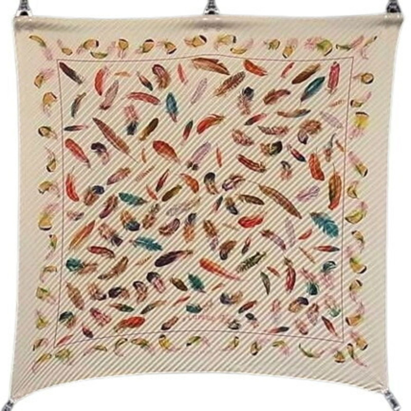 Silk scarf Carre 90 in beige 86cm square: Silk scarf Carre 90 in beige 86cm square This Hermes Carre 90 scarf is crafted from silk in a beige color, designed for women. Made in France, it features dimensions of 86cm x 86cm (33.85'' x 33.85'')