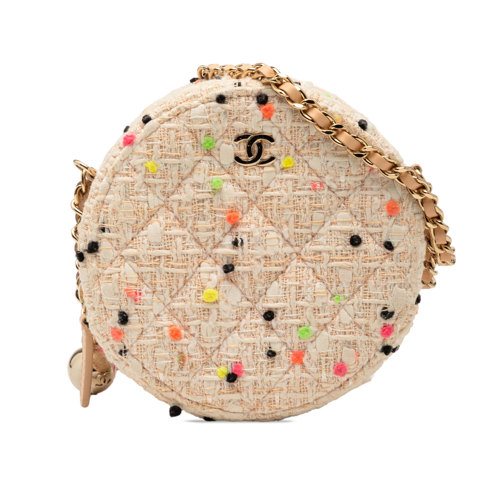 Chanel CC Quilted Tweed Round Crossbody Bag Italy Brown Fabric: Chanel CC Quilted Tweed Round Crossbody Bag Italy Brown Fabric Elevate your accessory game with the Chanel CC Quilted Tweed Round Crossbody. This stylish bag showcases a quilted tweed body complemente