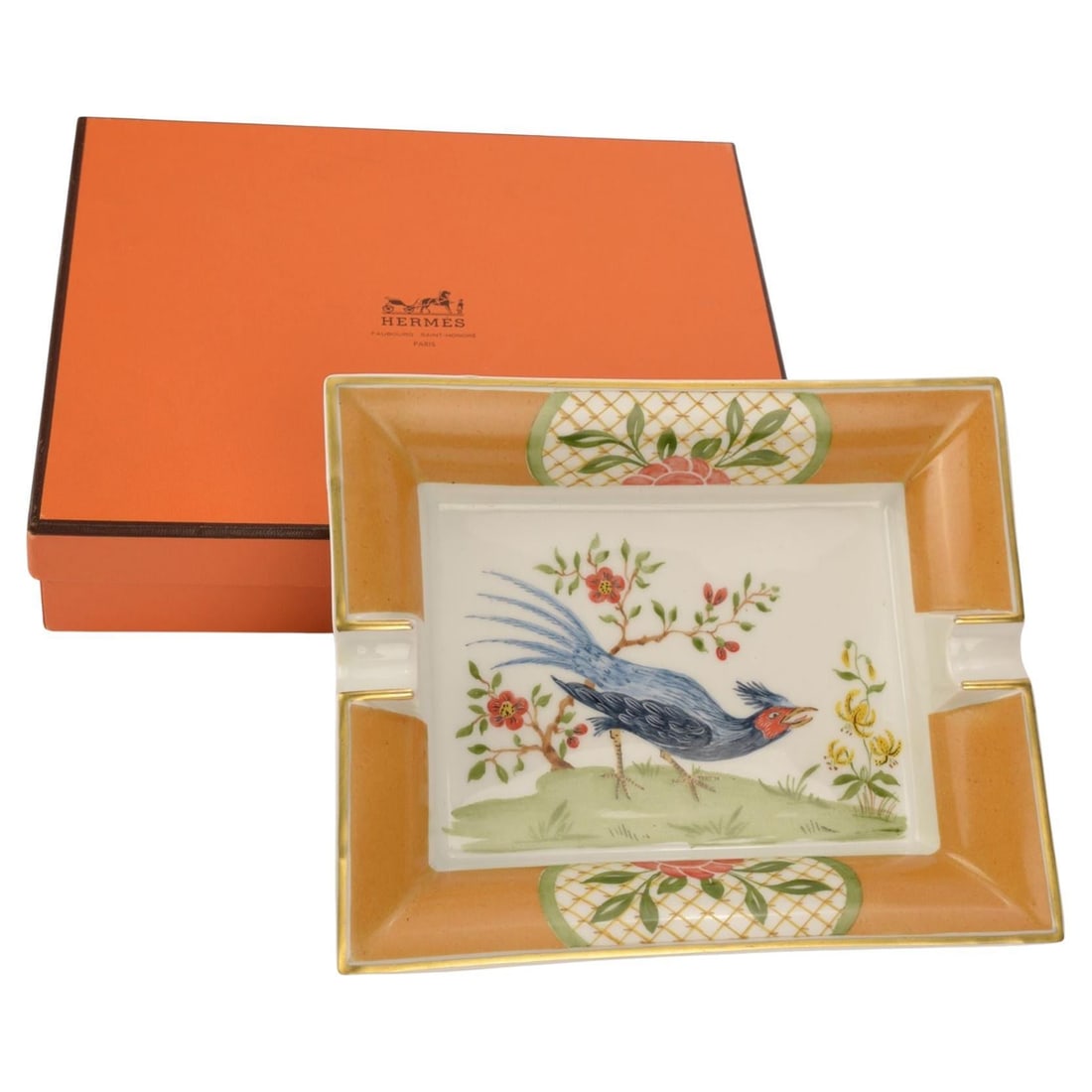 Hermes Blue Bird Porcelain Ashtray with Gold Edges: Hermes Blue Bird Porcelain Ashtray with Gold Edges This exquisite Hermes Blue Bird Ashtray is crafted from high-quality porcelain, showcasing a charming blue bird design surrounded by an elegant orang