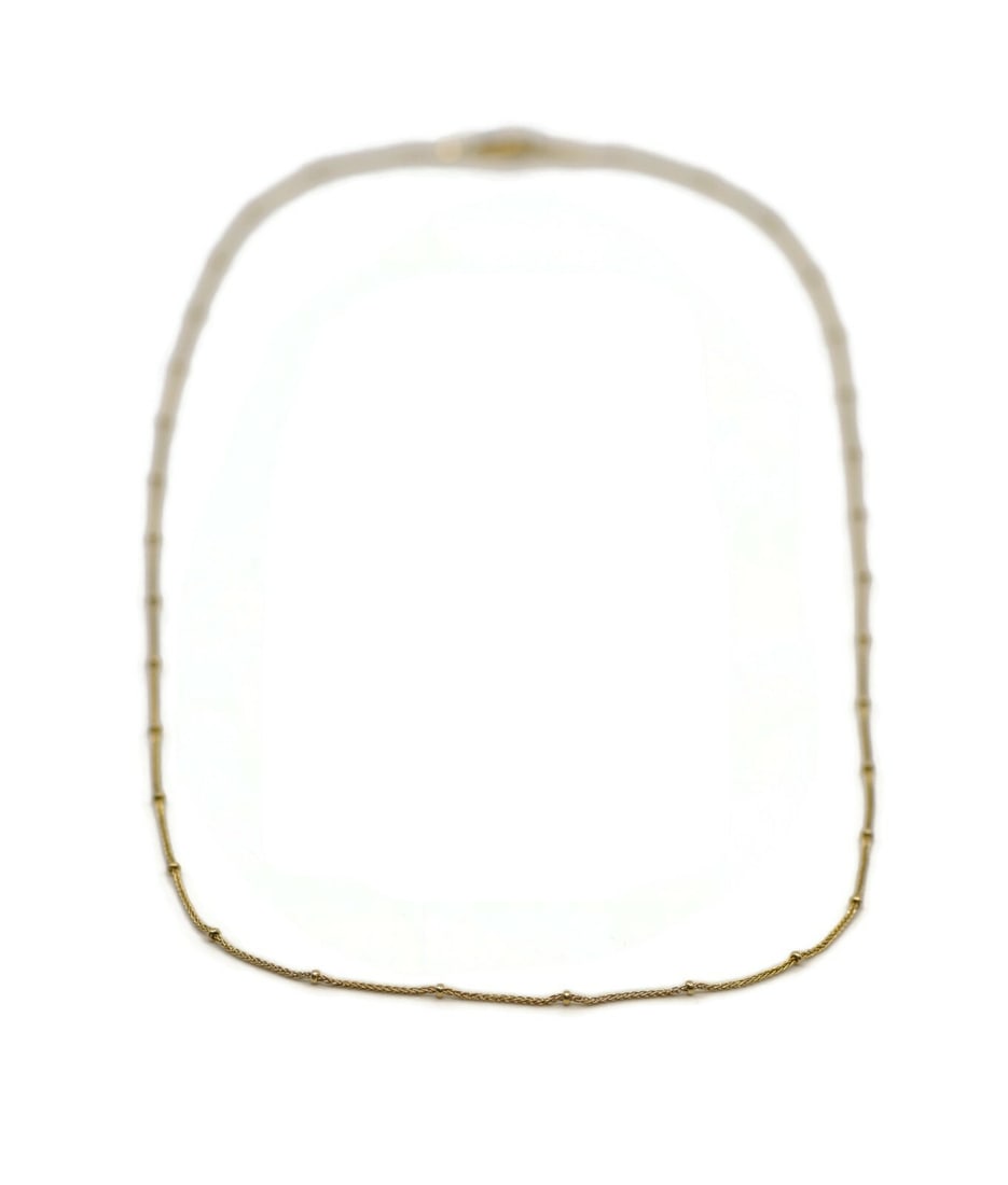 Gucci 18K Yellow Gold Chain Necklace 24 Inches Authentic: Gucci 18K Yellow Gold Chain Necklace 24 Inches Authentic This exquisite Gucci necklace features a classic chain design crafted from premium 18K yellow gold. With a total length of 24 inches and a weig