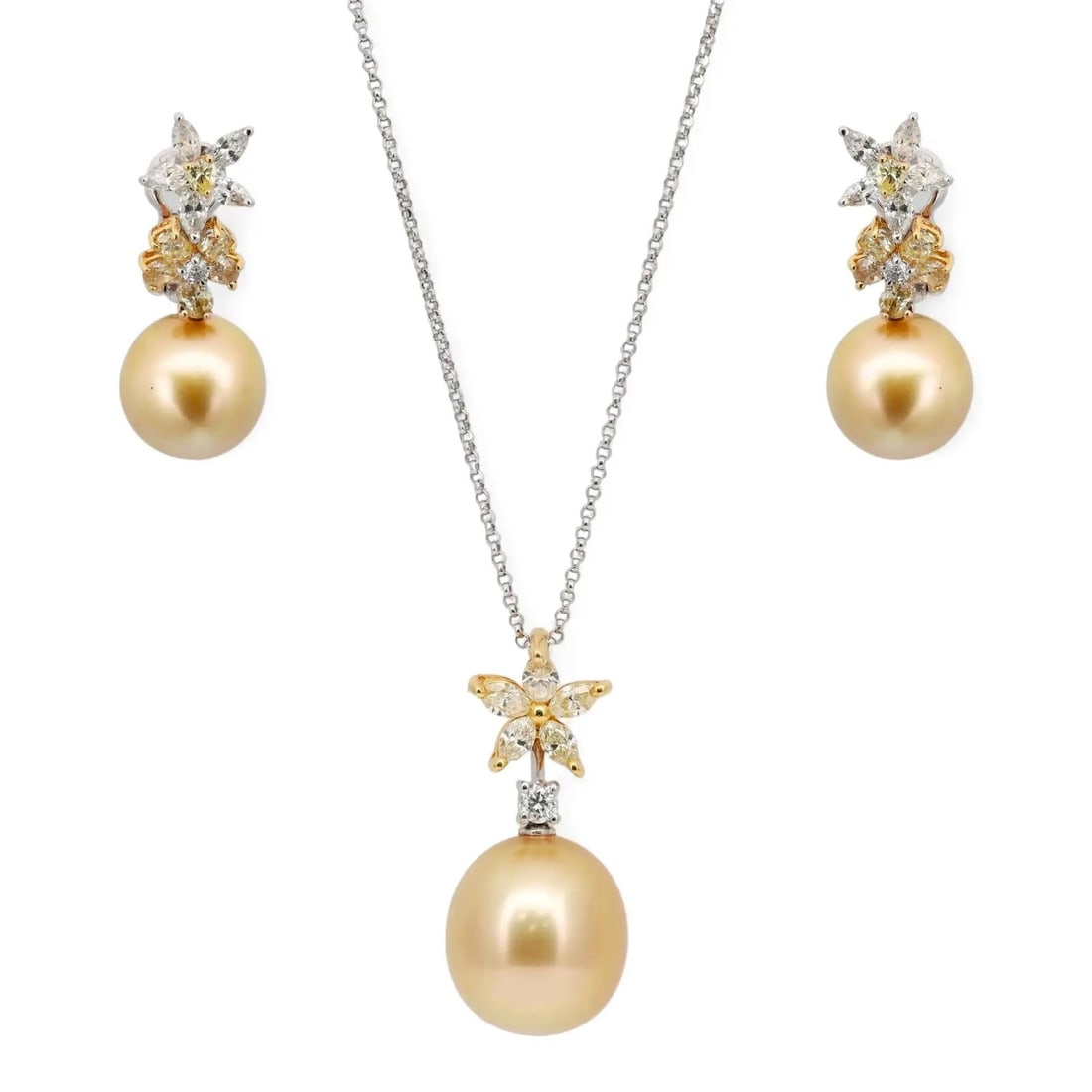Assael Jewelry Set With South Sea Pearls Diamonds 18K White Yellow Gold: Assael Jewelry Set With South Sea Pearls Diamonds 18K White Yellow Gold This elegant Assael jewelry set features a pendant necklace and drop earrings crafted from 18k white and yellow gold. The set is