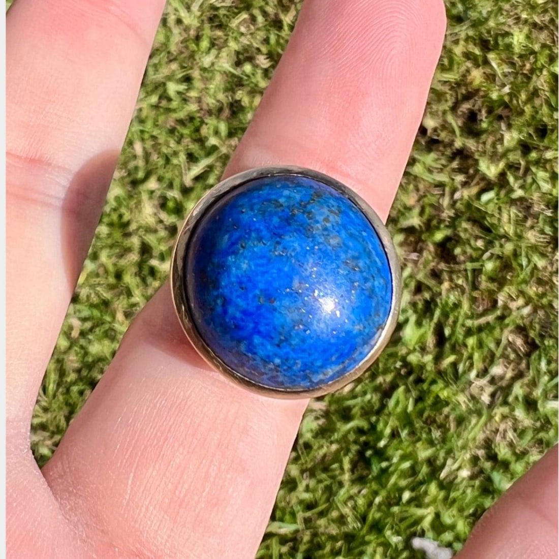 1960s 14K Yellow Gold Lapis Lazuli Cabochon Ring with English Hallmarks: 1960s 14K Yellow Gold Lapis Lazuli Cabochon Ring with English Hallmarks This exquisite 1960's ring features a stunning 14K yellow gold setting adorned with a beautiful 17.5mm lapis lazuli cabochon. Th