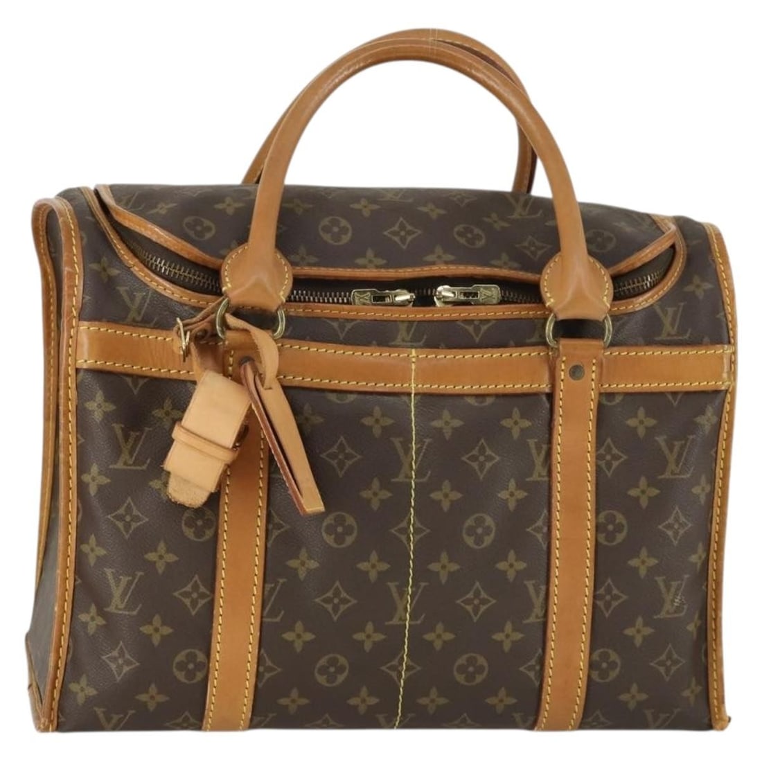 Monogram Canvas Pet Carrier Louis Vuitton Sac Chasseur 40 M41924: Monogram Canvas Pet Carrier Louis Vuitton Sac Chasseur 40 M41924 This Louis Vuitton Monogram Sac Chasseur 40 Pet Carry M41924 is crafted from signature monogram canvas in a classic brown color. Design