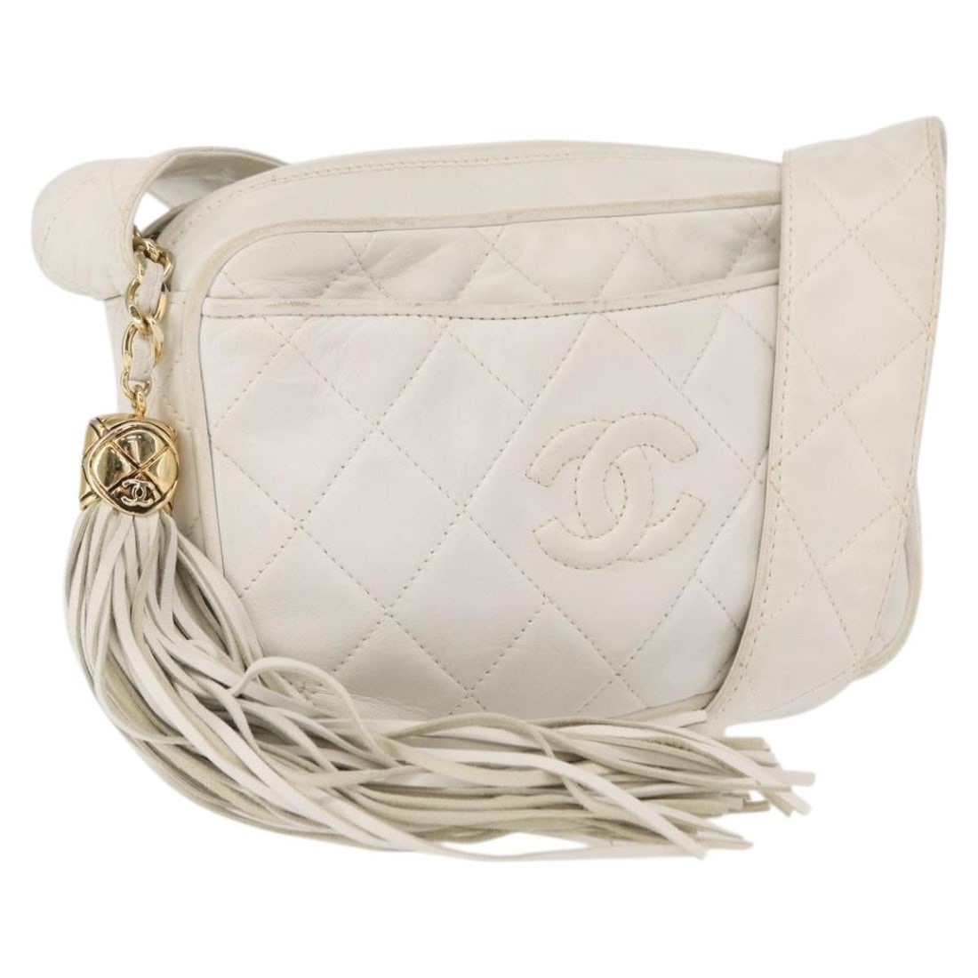 Chanel White Lambskin Matelasse Shoulder Bag with Gold CC Logo: Chanel White Lambskin Matelasse Shoulder Bag with Gold CC Logo This CHANEL Matelasse shoulder bag is crafted from luxurious white lambskin leather with gold-tone accents. The bag features a classic CC