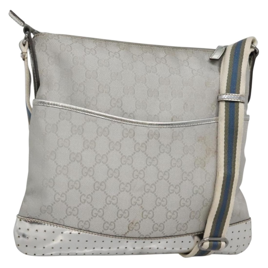 Authentic GUCCI GG Canvas Shoulder Bag Silver 145857 Italy: Authentic GUCCI GG Canvas Shoulder Bag Silver 145857 Italy This authentic GUCCI GG Canvas Shoulder Bag is a stylish and practical accessory, perfect for everyday use. Crafted from durable GG Canvas in
