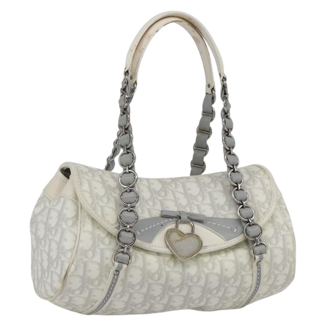 White Romantic Chain Shoulder Bag by Christian Dior Trotter Canvas PVC: White Romantic Chain Shoulder Bag by Christian Dior Trotter Canvas PVC This is a Christian Dior Trotter Canvas Romantic Chain Shoulder Bag crafted from white and silver PVC leather with signature Trot