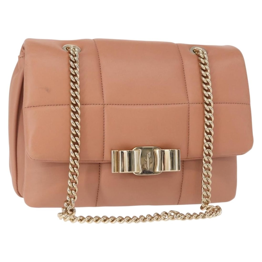Salvatore Ferragamo Vala Pink Gold Leather Shoulder Bag Auth 151237: Salvatore Ferragamo Vala Pink Gold Leather Shoulder Bag Auth 151237 This stunning Salvatore Ferragamo Vala Chain Shoulder Bag is a luxurious accessory crafted from high-quality leather in a beautiful