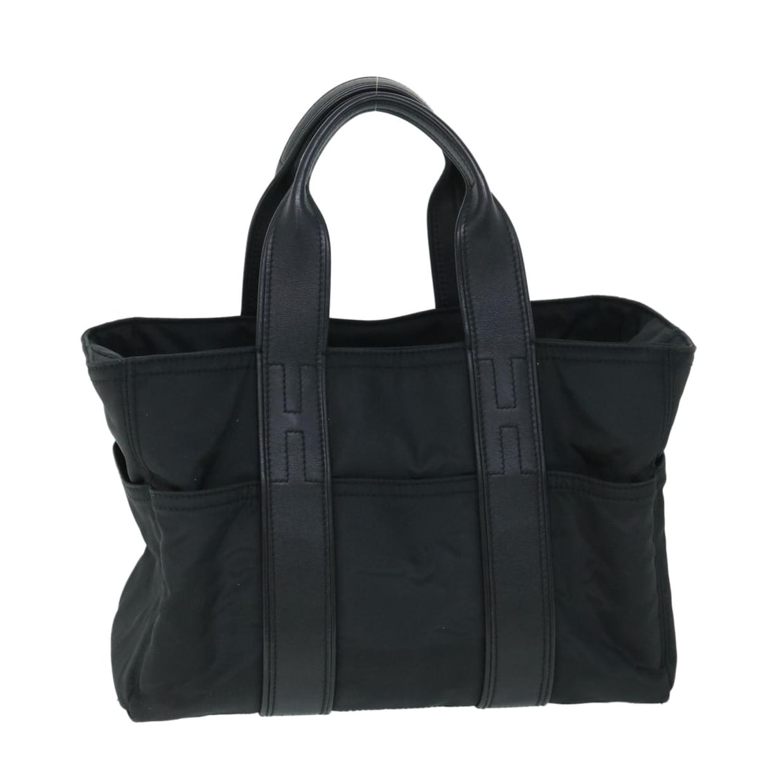 HERMES Acape Luco PM Black Nylon Hand Bag Made in France: HERMES Acape Luco PM Black Nylon Hand Bag Made in France This HERMES Acape Luco PM Hand Bag is a stylish accessory crafted from durable nylon in a classic black color. Made in France, this handbag fea