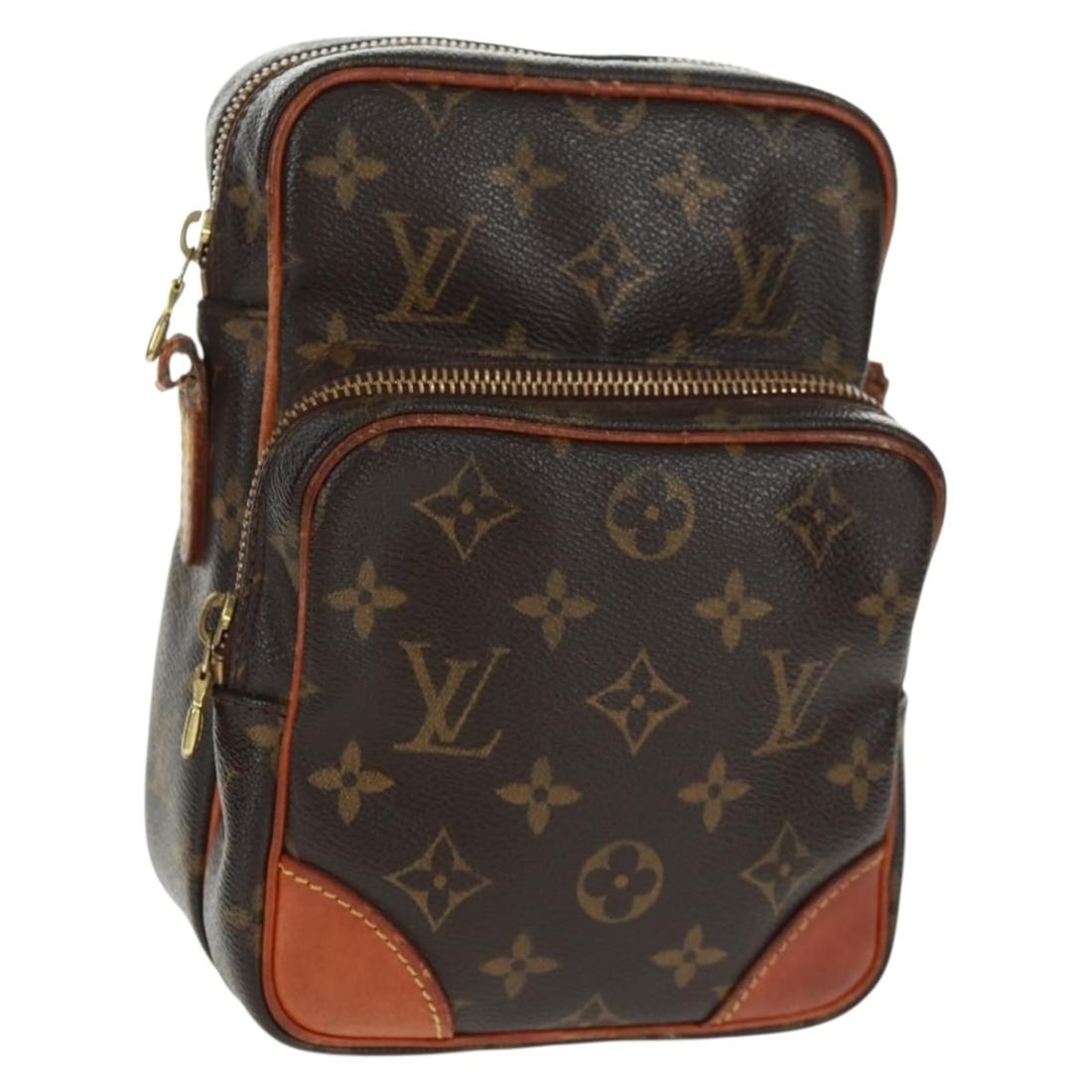 Louis Vuitton Amazon Monogram Canvas Shoulder Bag M45236 France: Louis Vuitton Amazon Monogram Canvas Shoulder Bag M45236 France This is a Louis Vuitton Monogram Amazon Shoulder Bag, model M45236, crafted from signature monogram canvas. The bag features an adjustab
