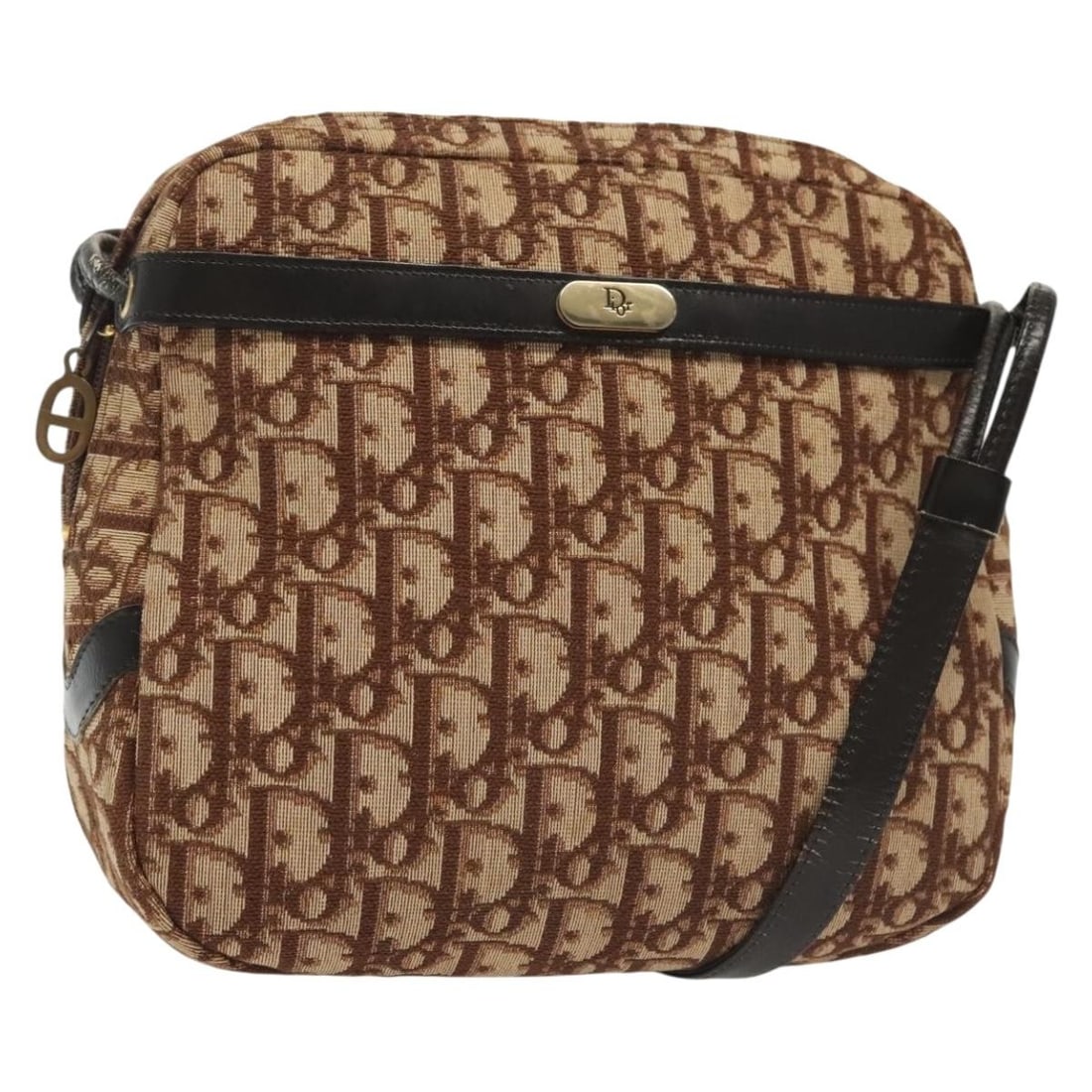 Christian Dior Brown Gold Trotter Canvas Shoulder Bag Auth: Christian Dior Brown Gold Trotter Canvas Shoulder Bag Auth This Christian Dior Trotter Canvas Shoulder Bag combines style and functionality, featuring a chic brown and gold color scheme. Crafted in Fr