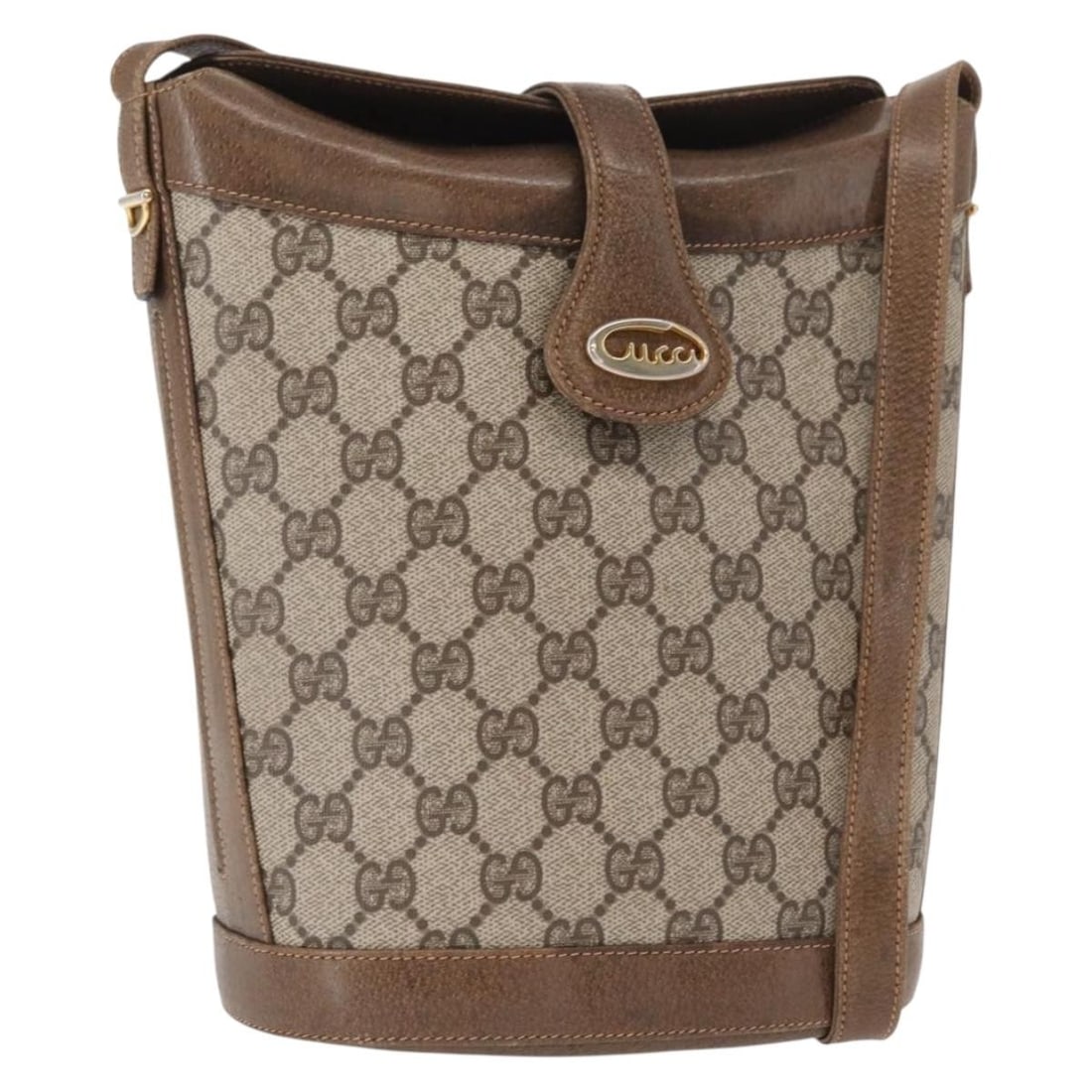 Beige GG Supreme PVC Shoulder Bag by Gucci with Gold Accents: Beige GG Supreme PVC Shoulder Bag by Gucci with Gold Accents This GUCCI GG Supreme shoulder bag is crafted from beige and gold PVC leather with GG canvas accents. The bag features a structured silhoue