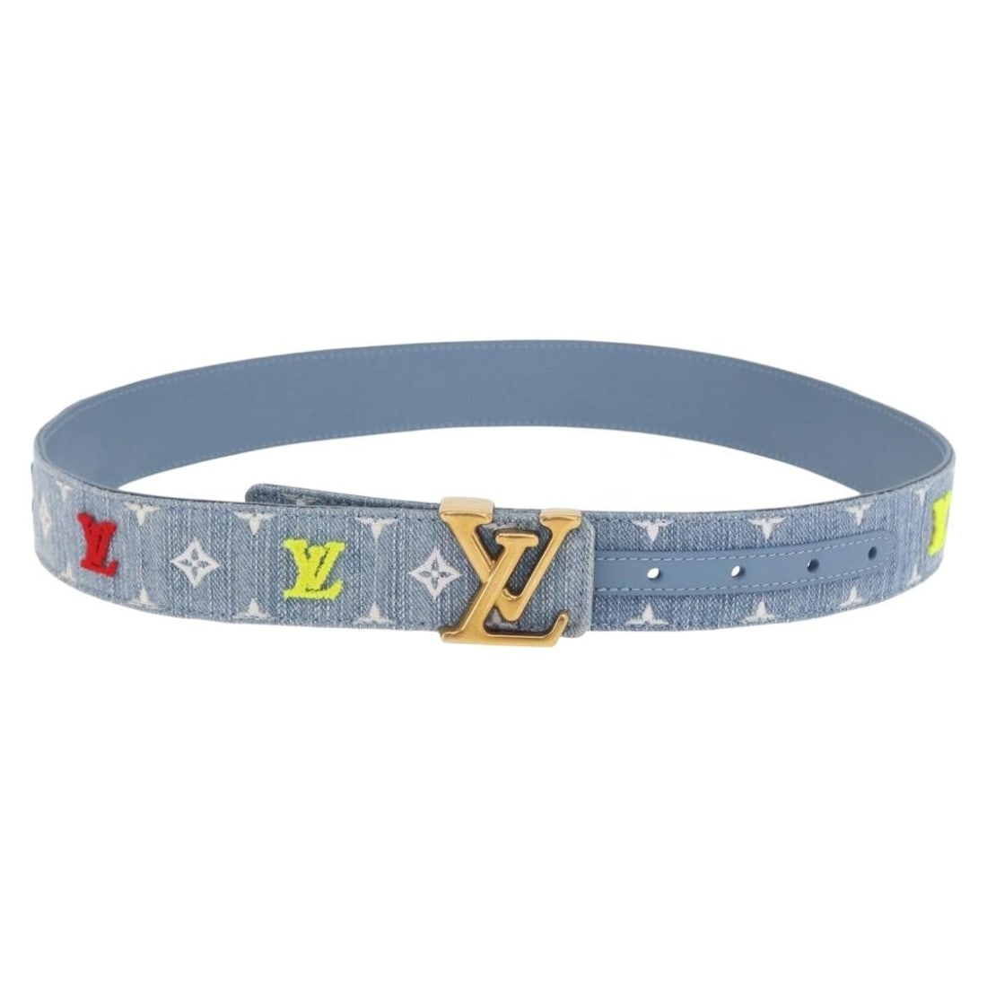 Monogram Denim CeintureLV Blue Belt by Louis Vuitton New Wave M0146: Monogram Denim CeintureLV Blue Belt by Louis Vuitton New Wave M0146 This Louis Vuitton Monogram Denim CeintureLV New Wave belt features blue monogram denim canvas and is crafted in Spain. The belt inc