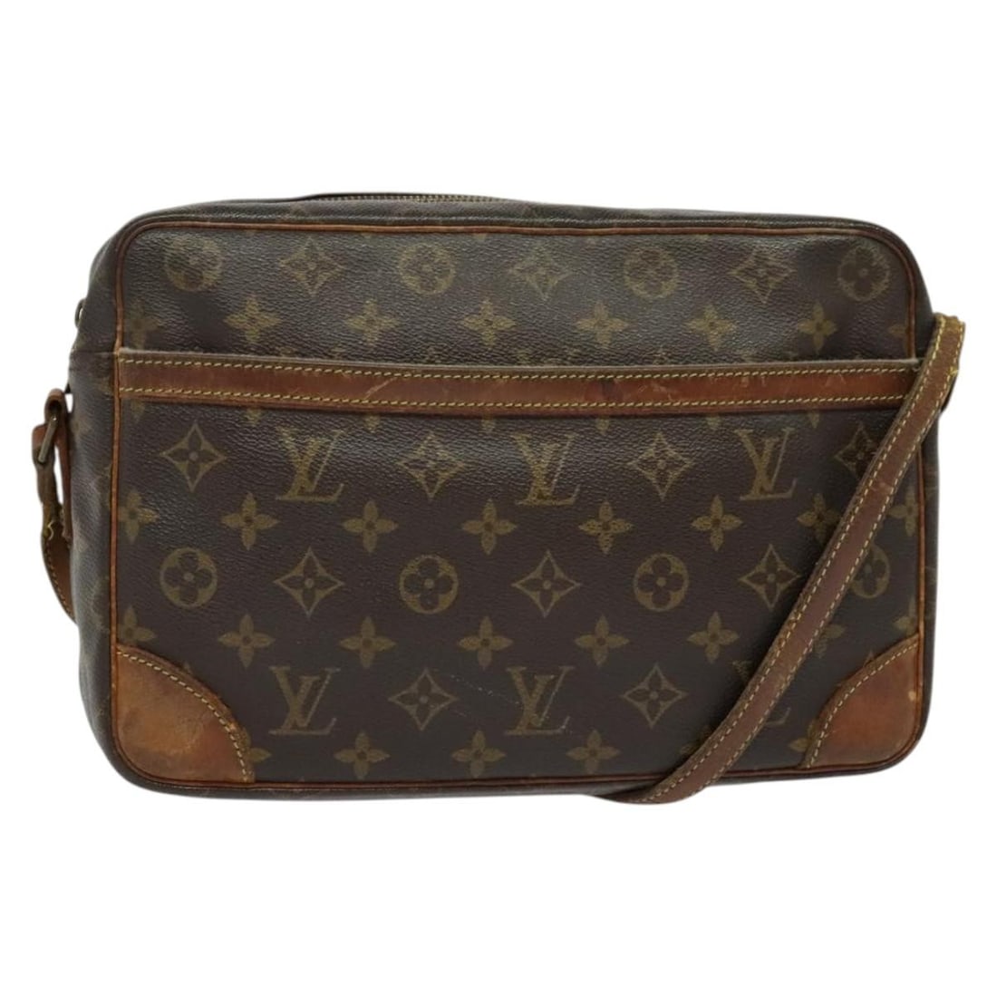 LOUIS VUITTON Monogram Trocadero 30 Shoulder Bag M51272 Vintage Charm: LOUIS VUITTON Monogram Trocadero 30 Shoulder Bag M51272 Vintage Charm This Louis Vuitton Monogram Trocadero 30 Shoulder Bag combines luxury with practicality. Crafted in France from durable Monogram C