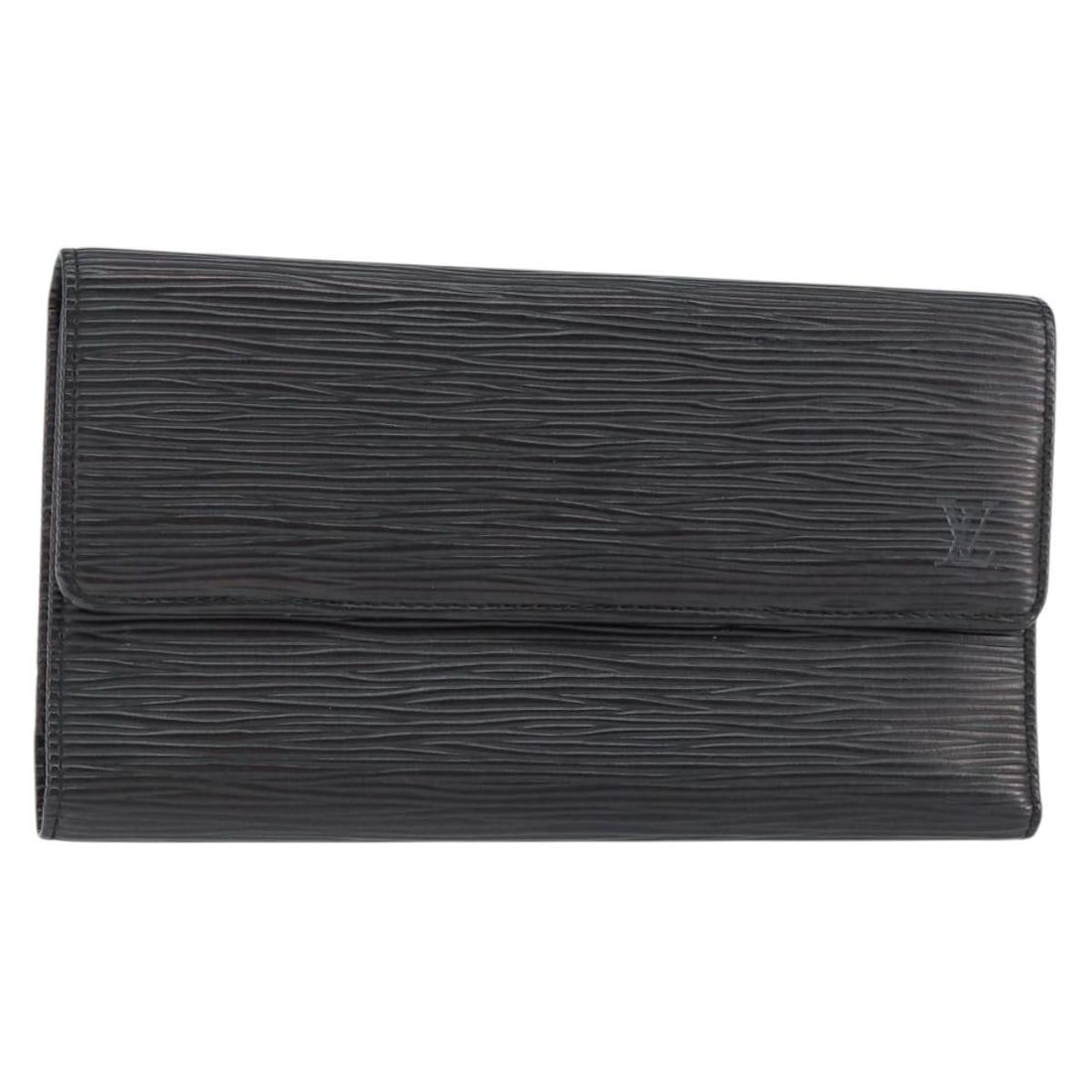 LOUIS VUITTON Epi Leather Long Wallet Black M63382 Auth: LOUIS VUITTON Epi Leather Long Wallet Black M63382 Auth This Louis Vuitton Epi Porte Tresor Long Wallet is a blend of elegance and functionality. Crafted from premium Epi leather in an elegant black h