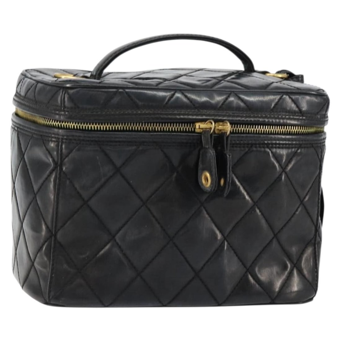 CHANEL Black Gold Enamel Matelasse Vanity Pouch with Clochette: CHANEL Black Gold Enamel Matelasse Vanity Pouch with Clochette The CHANEL Matelasse Vanity Pouch is a stylish accessory crafted from durable enamel in a classic black and gold color scheme. This pouch