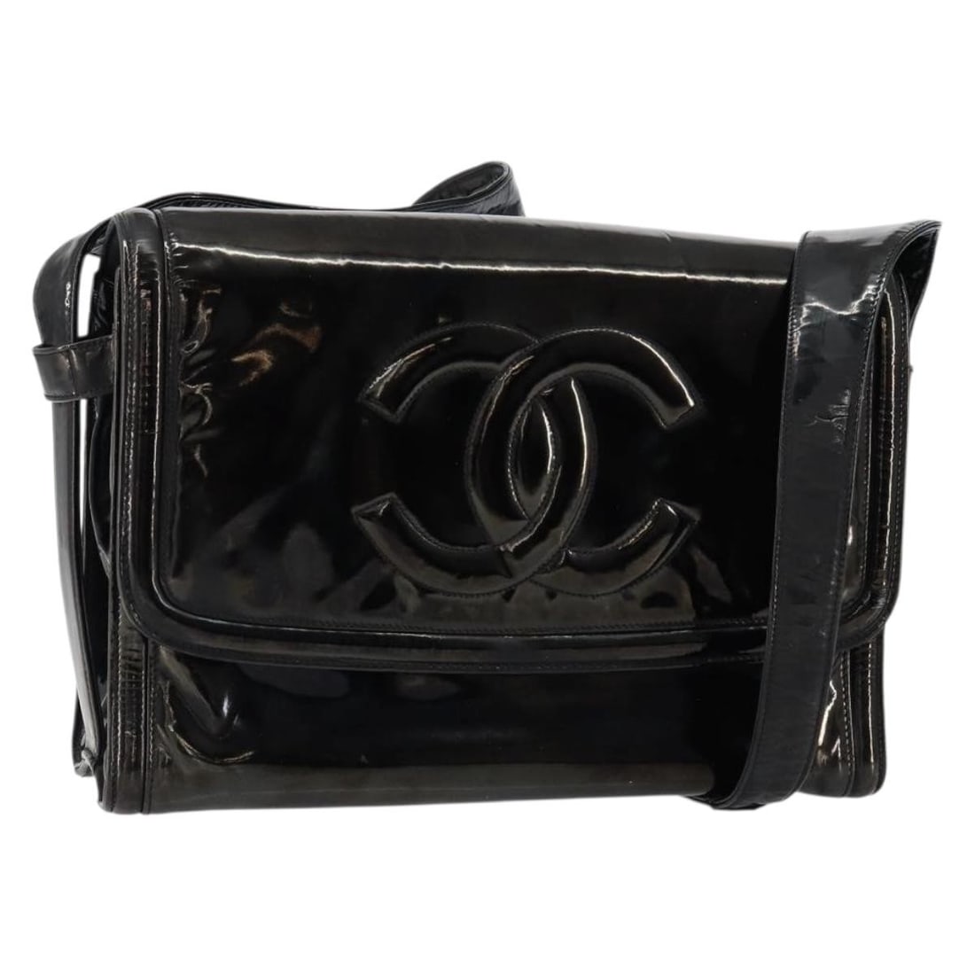 CHANEL Black Gold Enamel Shoulder Bag Auth BS30719 Italy: CHANEL Black Gold Enamel Shoulder Bag Auth BS30719 Italy This exquisite CHANEL shoulder bag combines luxury with a unique touch, featuring a striking black and gold enamel exterior. Crafted in Italy,