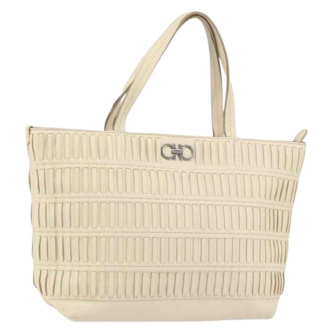 Salvatore Ferragamo Beige Leather Tote Bag with Silver Accents Authentic: Salvatore Ferragamo Beige Leather Tote Bag with Silver Accents Authentic This exquisite Salvatore Ferragamo Tote Bag combines luxury and functionality with its elegant design. Crafted in Italy from