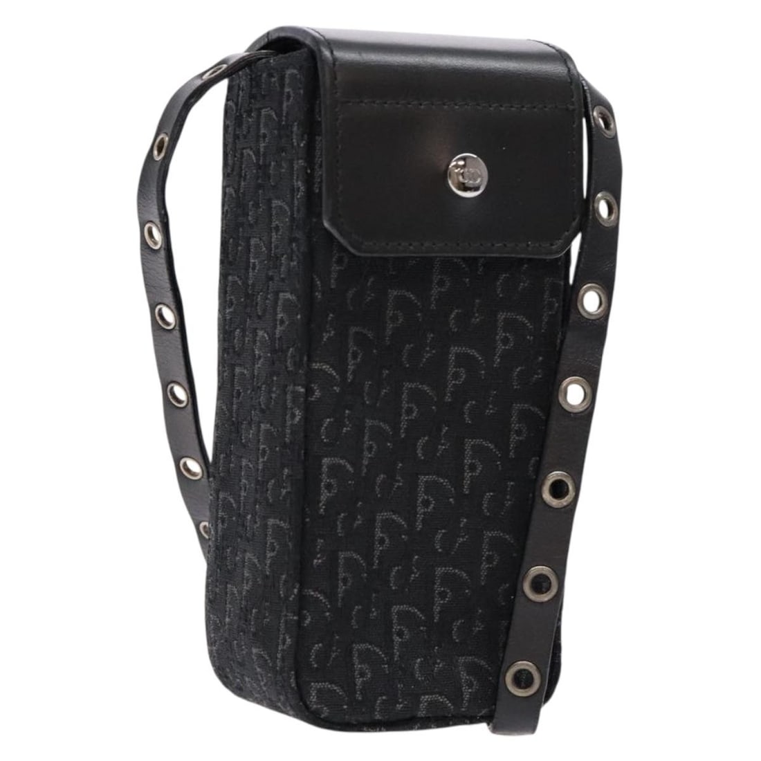 Christian Dior Black Silver Trotter Canvas Shoulder Bag Auth HE1022: Christian Dior Black Silver Trotter Canvas Shoulder Bag Auth HE1022 This authentic Christian Dior Trotter Canvas Shoulder Bag is a stylish accessory that combines functionality with luxury. Crafted in