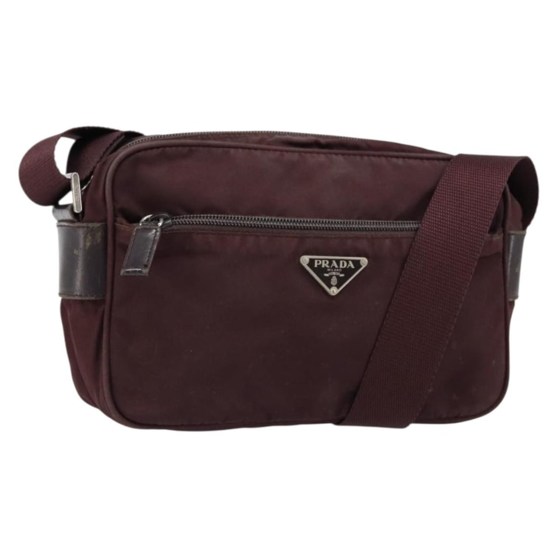 PRADA Bordeaux Nylon Shoulder Bag Silver Auth 154535: PRADA Bordeaux Nylon Shoulder Bag Silver Auth 154535 This PRADA shoulder bag is crafted from durable nylon in a rich bordeaux color with silver accents. Measuring approximately 9.1 inches in length, 5