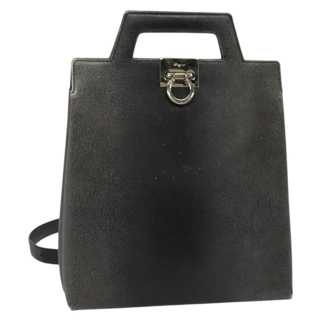 Salvatore Ferragamo Gancini 2-Way Leather Backpack Gray Silver Auth: Salvatore Ferragamo Gancini 2-Way Leather Backpack Gray Silver Auth Introducing the Salvatore Ferragamo Gancini Backpack, a luxurious accessory that seamlessly combines style and functionality. Crafte