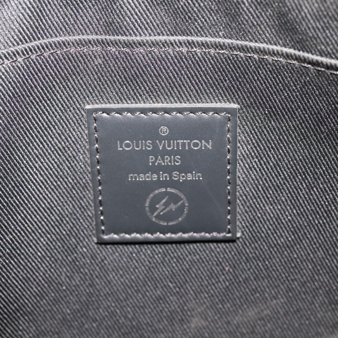 Louis Vuitton Monogram Eclipse Canvas iPhone Case M64449 Authentic - 17