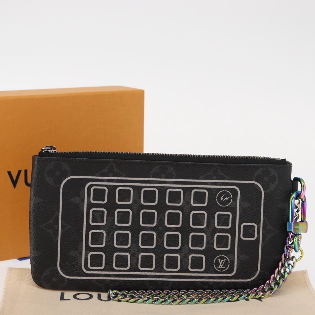 LOUIS VUITTON Monogram Eclipse iPhone Case M64433 Auth - 12