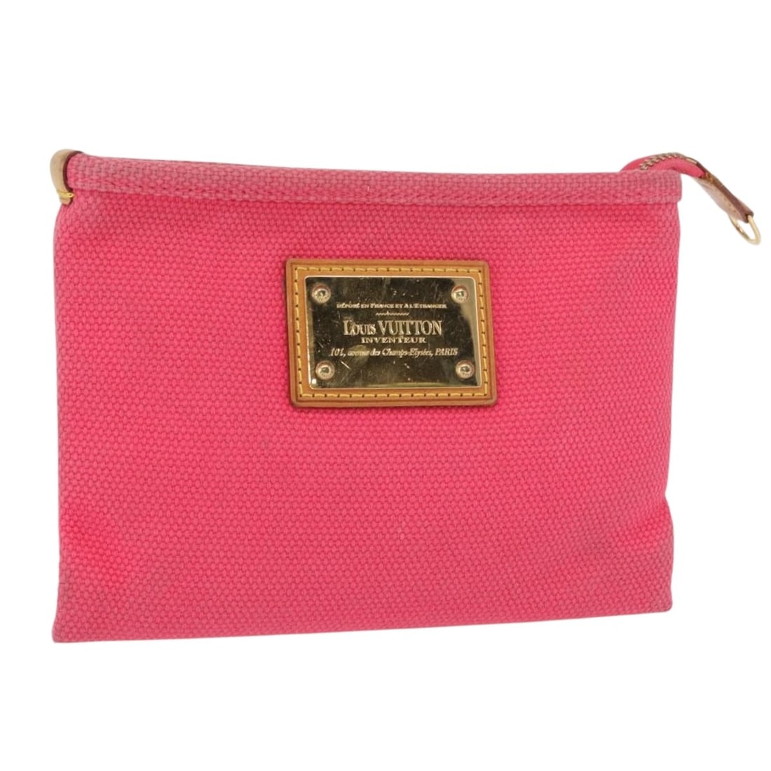Pink Canvas Antigua Pochette Plat GM Clutch by Louis Vuitton M40065: Pink Canvas Antigua Pochette Plat GM Clutch by Louis Vuitton M40065 This is a Louis Vuitton Antigua Pochette Plat GM clutch bag in pink canvas. The bag is made in France and features a spacious flat d