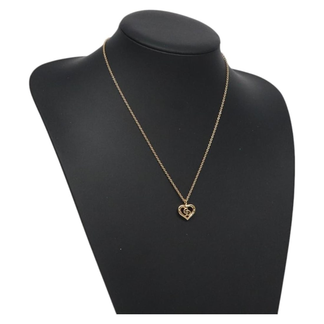 Christian Dior Gold Tone Metal Necklace Auth 125873: Christian Dior Gold Tone Metal Necklace Auth 125873 Elevate your style with this exquisite Christian Dior Gold Tone Metal Necklace. This elegant piece features a total length of approximately 45.5 cm