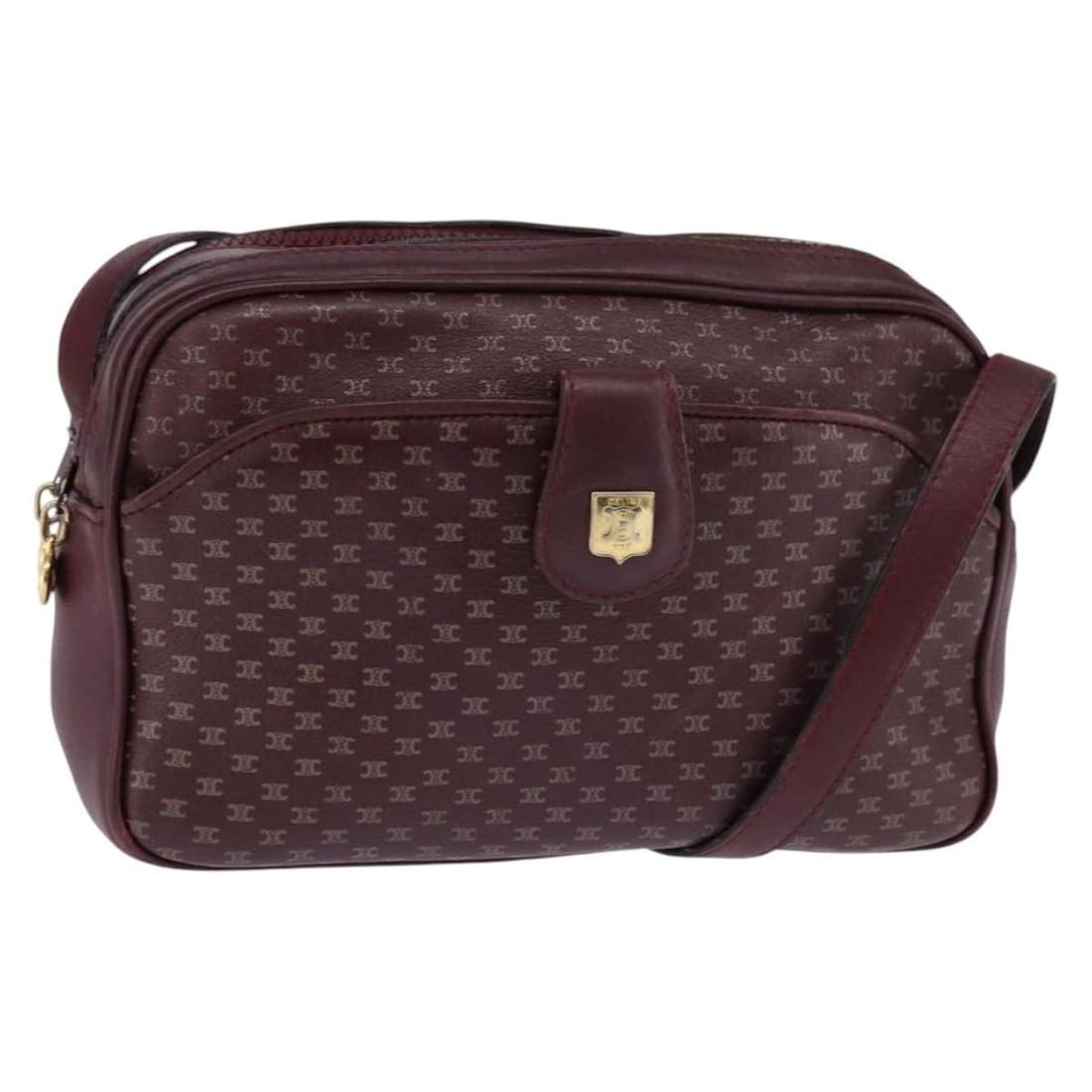 CELINE Macadam Canvas Shoulder Bag Bordeaux Gold Auth BA6206: CELINE Macadam Canvas Shoulder Bag Bordeaux Gold Auth BA6206 Enhance your style with this authentic CELINE Macadam Canvas Shoulder Bag, crafted in Italy. Featuring a rich Bordeaux exterior complemente