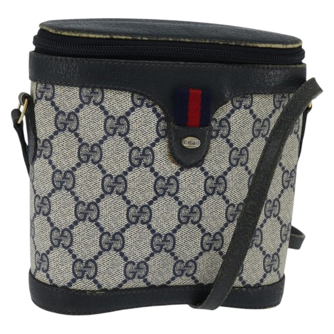 GUCCI GG Supreme Navy Gold PVC Shoulder Bag 904 02 070 Auth Italy: GUCCI GG Supreme Navy Gold PVC Shoulder Bag 904 02 070 Auth Italy The GUCCI GG Supreme Sherry Line Shoulder Bag is a stylish accessory crafted from durable PVC leather in an elegant navy and gold colo