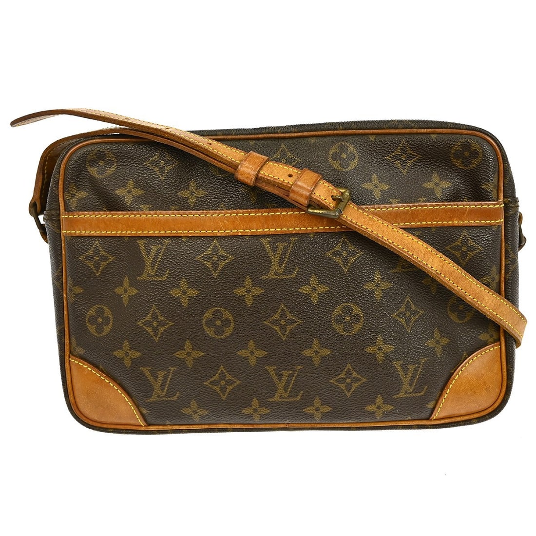 Louis Vuitton Trocadero 30 Monogram Canvas Crossbody Shoulder Bag M51272: Louis Vuitton Trocadero 30 Monogram Canvas Crossbody Shoulder Bag M51272 This is a vintage Louis Vuitton Trocadero 30 shoulder bag crafted from monogram canvas with brown leather crossbody strap. The