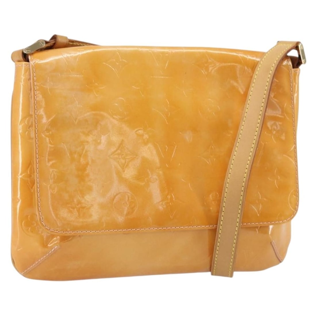 Louis Vuitton Thompson Street Marshmallow Pink Patent Leather Shoulder Bag M91070: Louis Vuitton Thompson Street Marshmallow Pink Patent Leather Shoulder Bag M91070 This is a Louis Vuitton Vernis Thompson Street shoulder bag in Marshmallow Pink, crafted from patent leather. The bag