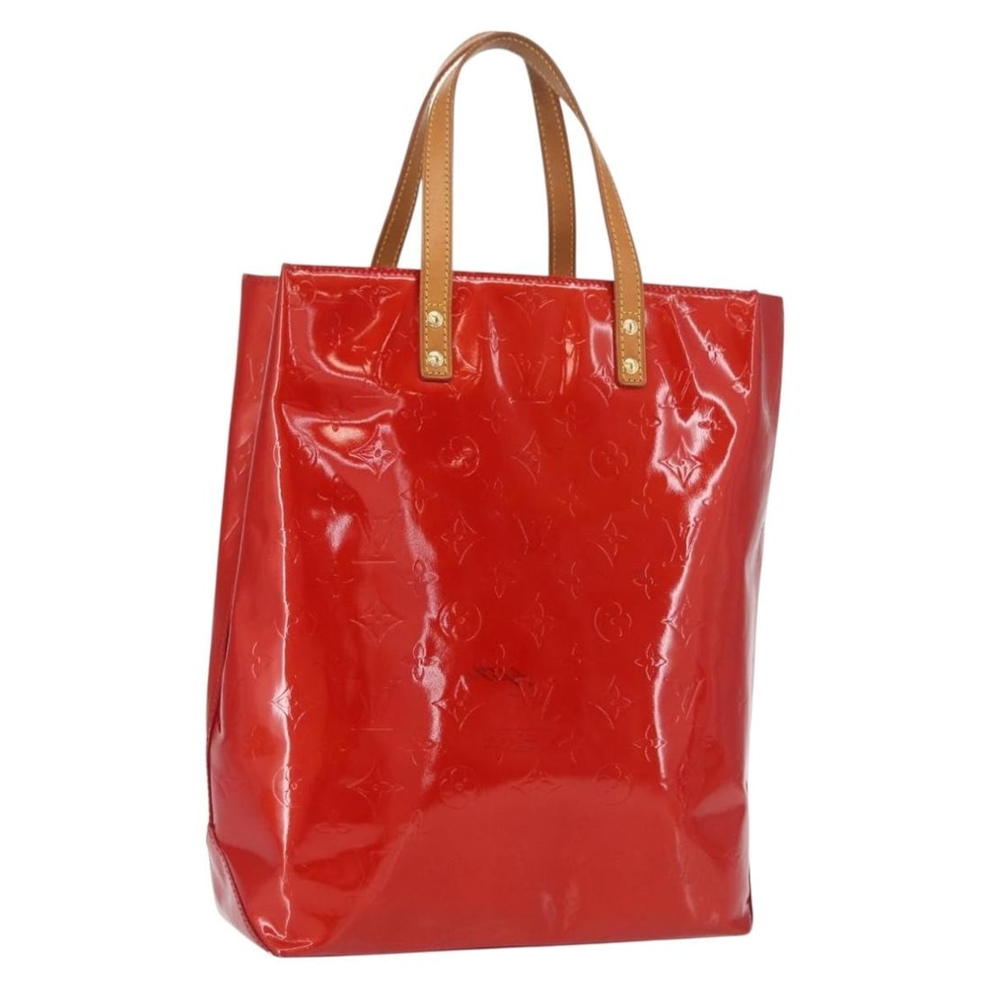 Red Monogram Vernis Reade MM Patent Leather Handbag by Louis Vuitton M91086: Red Monogram Vernis Reade MM Patent Leather Handbag by Louis Vuitton M91086 This Louis Vuitton Monogram Vernis Reade MM handbag features a striking red patent leather exterior. The bag is designed in