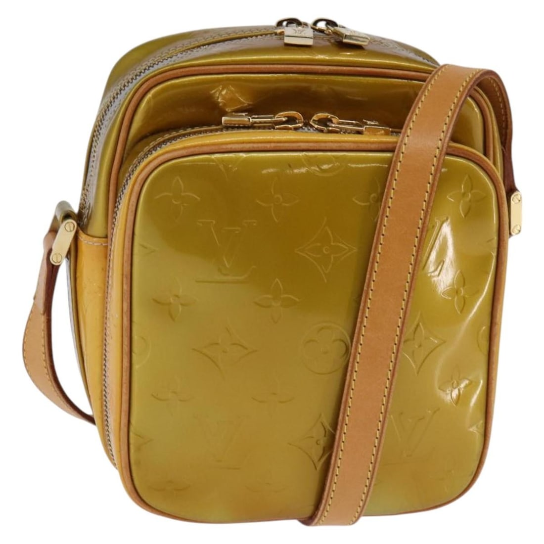 LOUIS VUITTON Monogram Vernis Wooster Shoulder Bag Gris M91036 Patent Leather: LOUIS VUITTON Monogram Vernis Wooster Shoulder Bag Gris M91036 Patent Leather Introducing the LOUIS VUITTON Monogram Vernis Wooster Shoulder Bag in an elegant Gris color. Crafted in France from luxuri